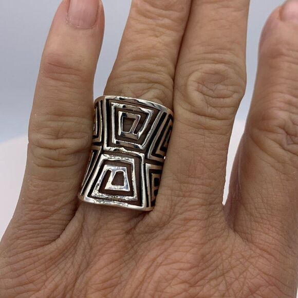 necklace, choker, fashion jewellery, large red cabochon stone,intricate pattern - Picture 14 of 16